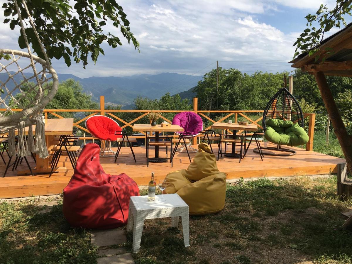Berkri Gastro Yard & Guest House Yenokavan Dış mekan fotoğraf